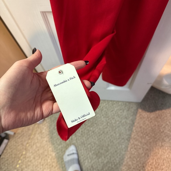 Abercrombie Red twist top jumpsuit - Picture 4 of 4